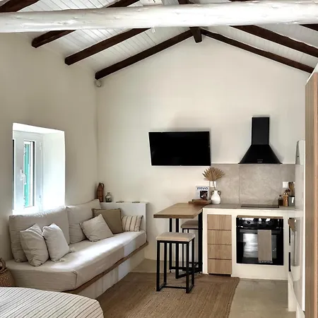 Lägenhet Akrasi Manor In Agios Mathaios Corfu *